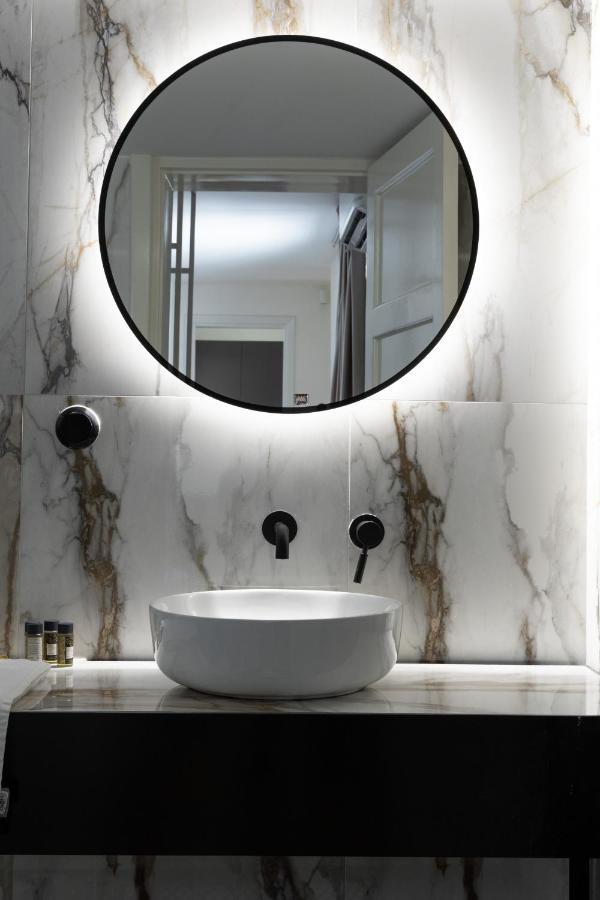 Meno Suite With Private Terrace - Jaccuzzi, Acropolis View Афины Экстерьер фото